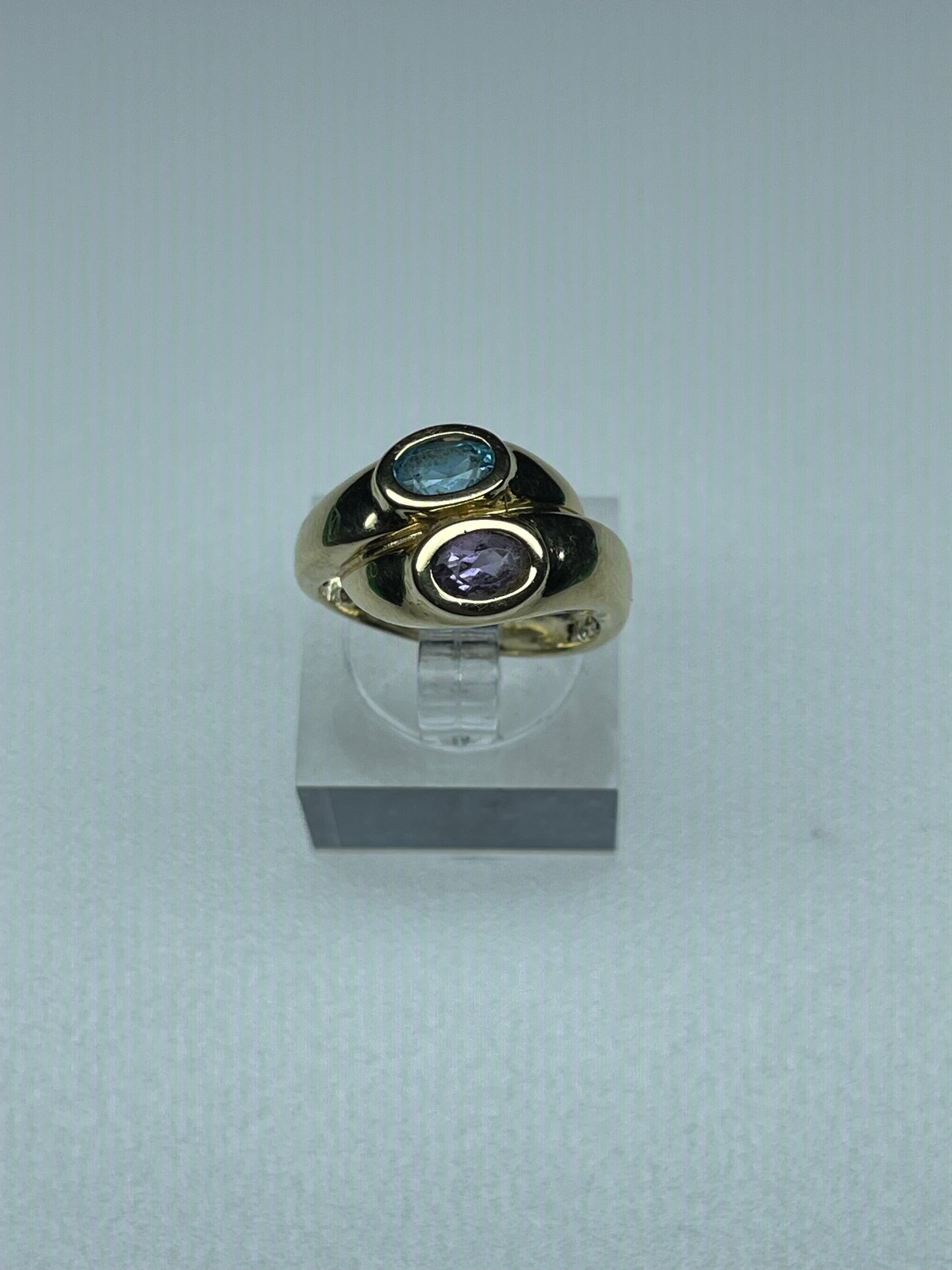 Vintage 14K Gold Bypass Ring with Blue Topaz and Amethyst