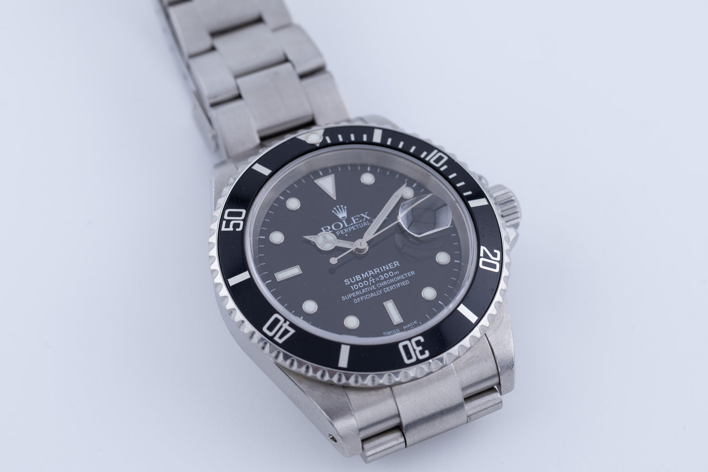 2001 Rolex Submariner Date Black | Stainless Steel Watch 16610 40mm